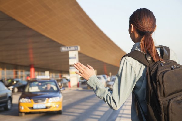 另有蹊蹺？女孩搭乘出租車被猥褻，報警后20多天無結(jié)果